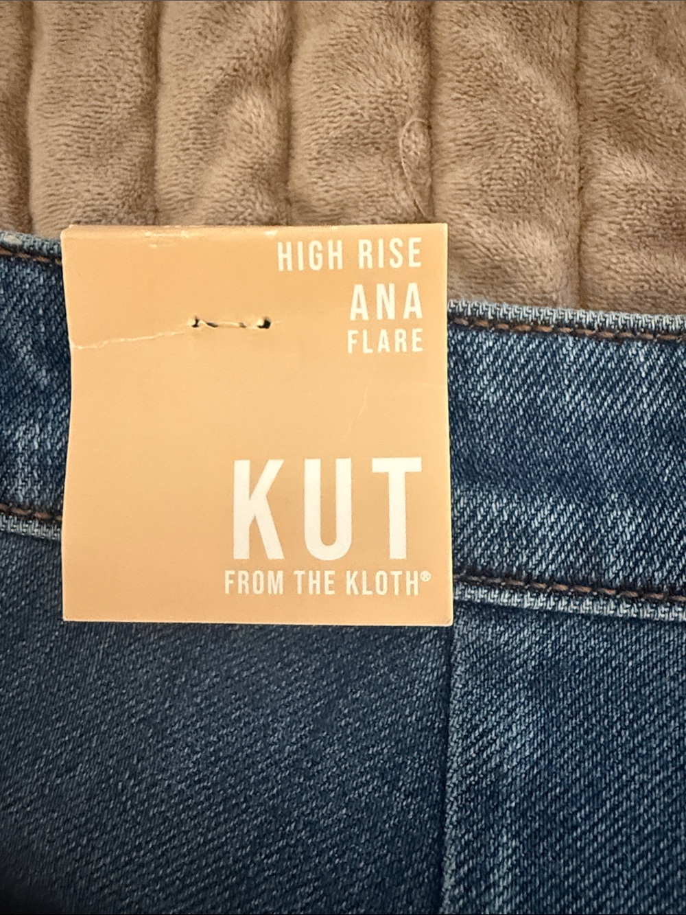 Kut from the Kloth Medium Dark Blue Flare Jeans with Front Patch Pockets - Picture 7 of 7